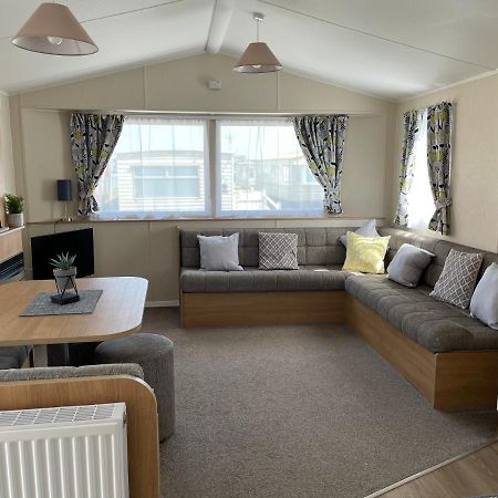 Coastfields 3 Bed 8 Berth Holiday Home Ingoldmells Bagian luar foto