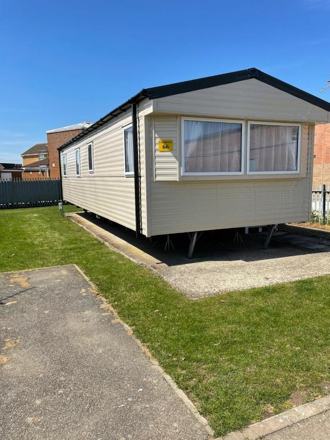 Coastfields 3 Bed 8 Berth Holiday Home Ingoldmells Bagian luar foto