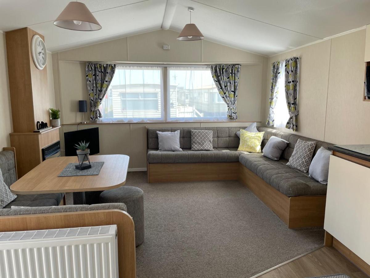 Coastfields 3 Bed 8 Berth Holiday Home Ingoldmells Bagian luar foto